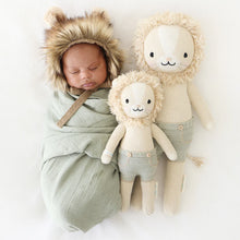 Load image into Gallery viewer, Cuddle + Kind Sawyer the Lion, Little 13&quot;
