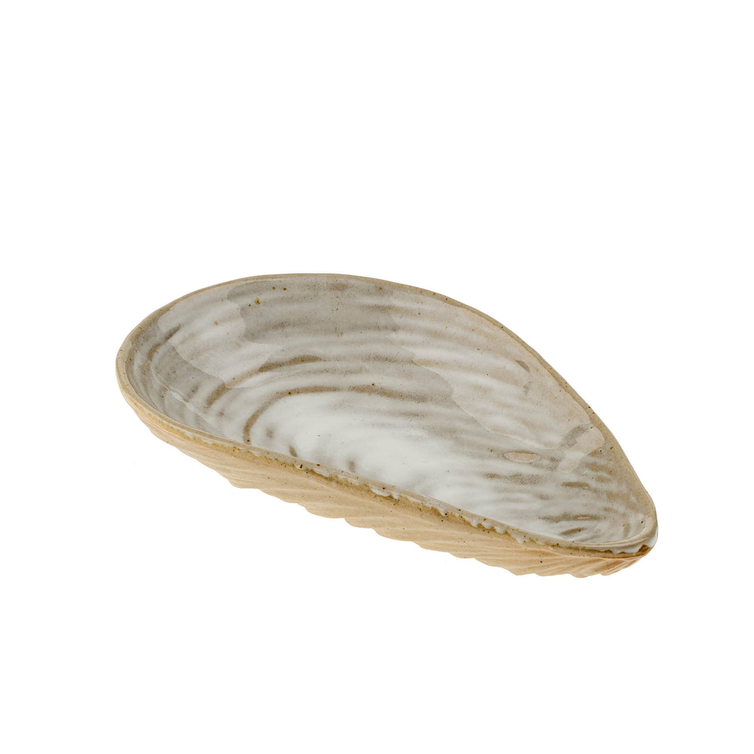 Clam Shell Catchall