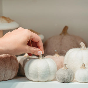 Oat Felt Pumpkin, Extra Small