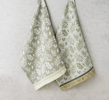 Load image into Gallery viewer, Garden Greens Dishtowel
